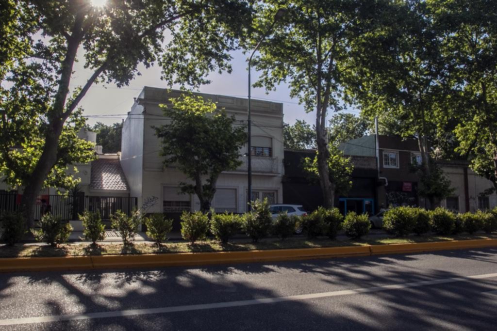 Ataron a una jubilada en un asalto, pero la Policía les rodeó la manzana