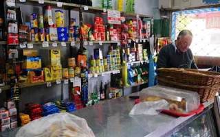 Almaceneros: "La mercadería nos cuesta tanto como el precio de venta que nos impone el Gobierno"