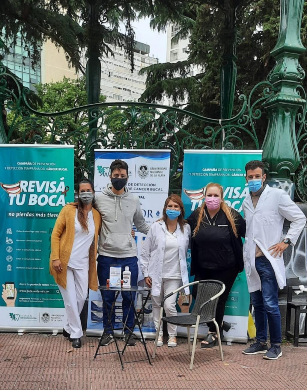 Exámenes en la calle para detección de cáncer bucal