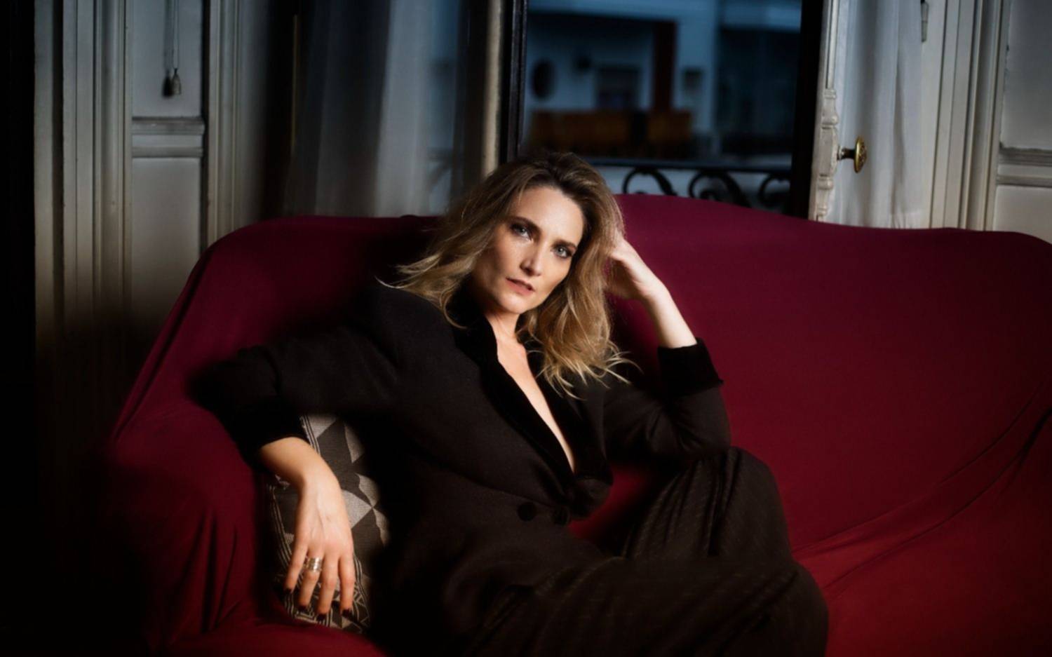 Tango benéfico: Carolina Minella, de Gardel a Piazzolla para concientizar sobre la esclerosis