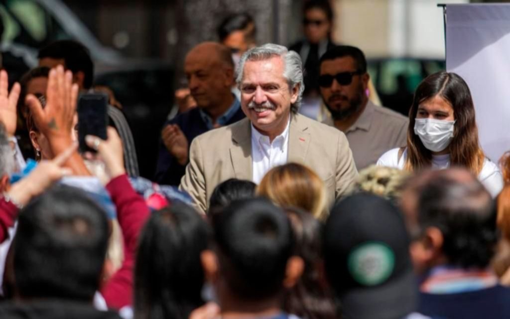 Alberto Fernández se sumó a la campaña del Frente de Todos en Quilmes