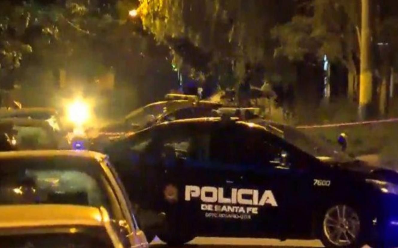 Rosario sangrienta: adolescente de 13 años herida tras un tiroteo en la puerta de su casa