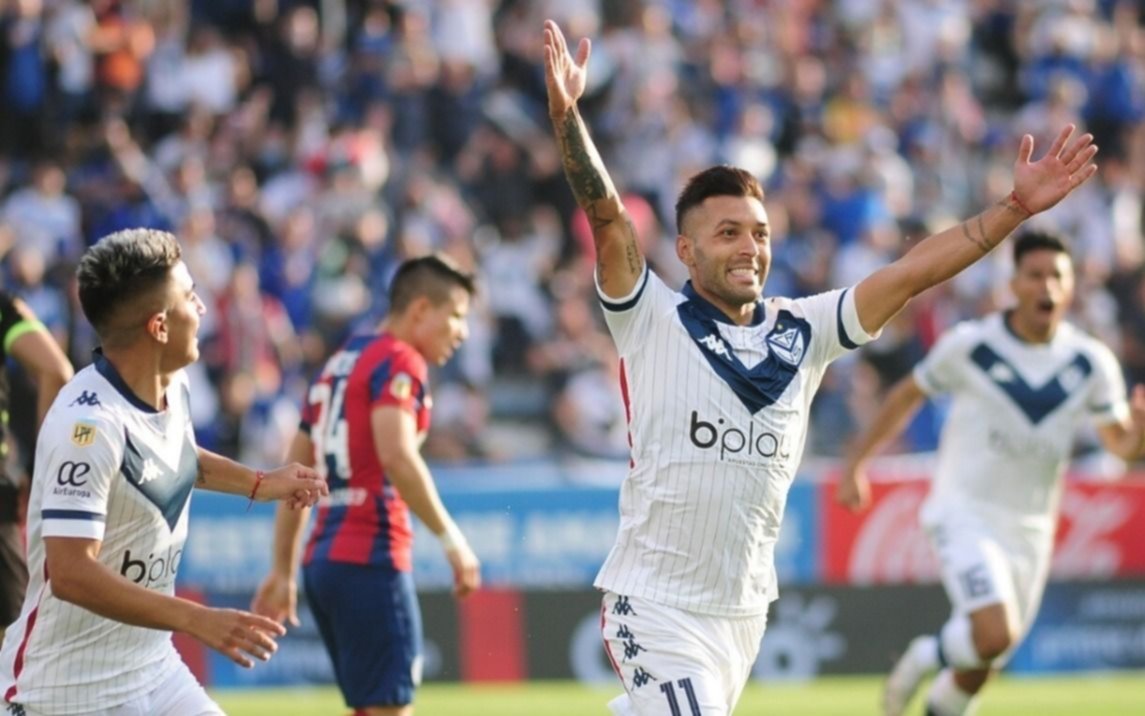 En un duelo vibrante, Vélez superó 2 a 1 a San Lorenzo en Liniers