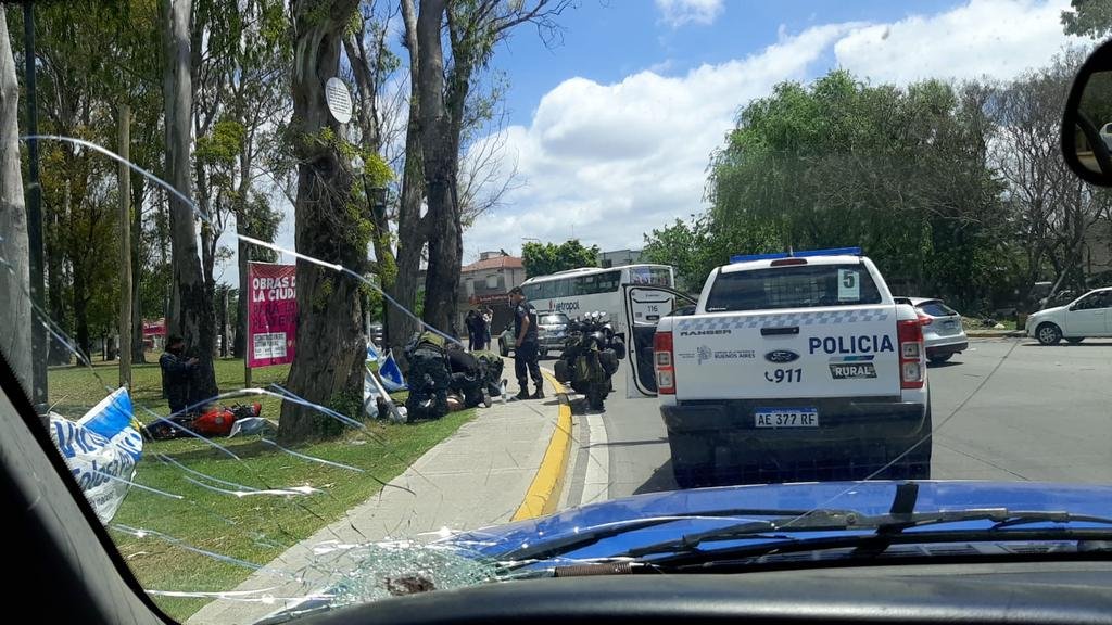 Un motociclista herido en la rotonda de 32 y 120