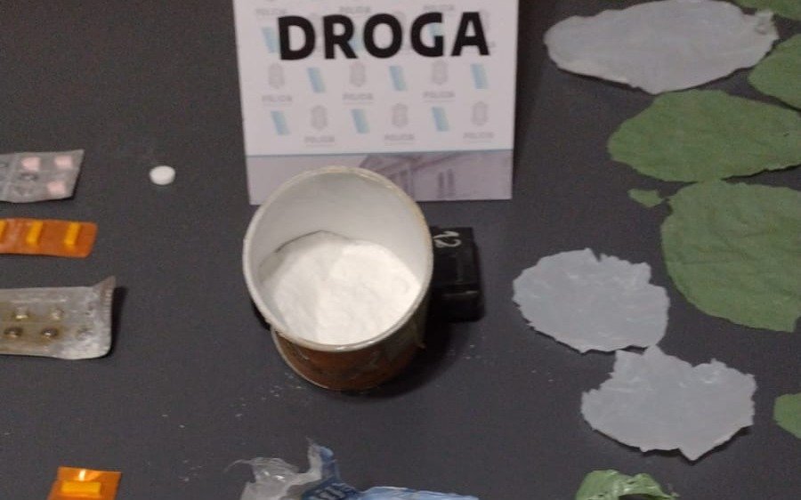 Denunciado por secuestro y abuso en Los Hornos, además vendía drogas