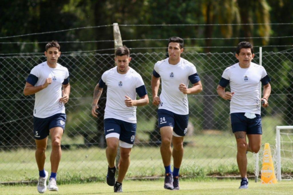 Pipo Gorosito no arrancó la semana de la mejor manera y deberá pensar en variantes