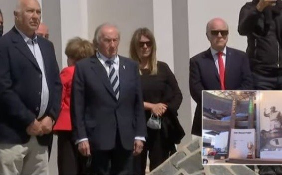 Emotivo homenaje a Juan Manuel Fangio en Balcarce a 70 años de su primer título mundial