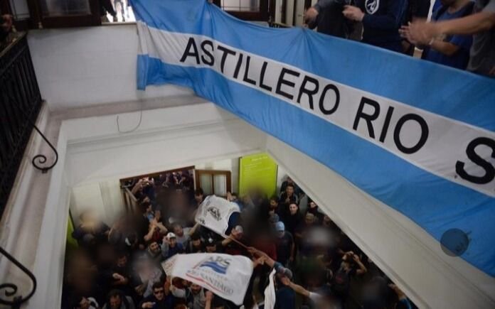 Piden juicio oral a dos dirigentes de ATE por incidentes en el Ministerio de Economía