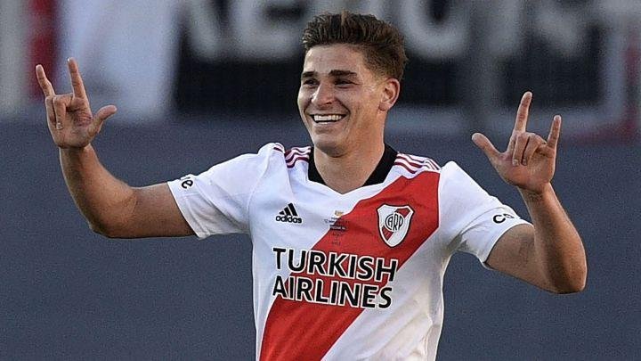 Además del Atlético, a Álvarez lo quieren Juventus y Fiorentina