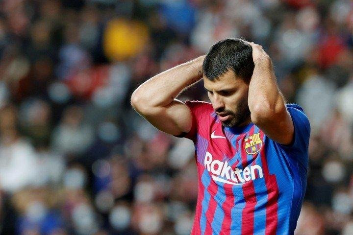 El Kun Agüero dijo sentirse positivo pese a la posibilidad de tener que dejar el fútbol