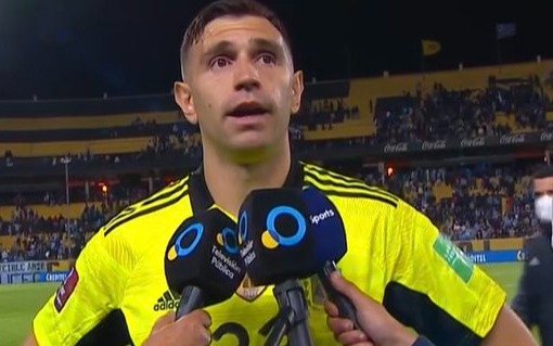 "Dibu" Martínez ya le puso pimienta al clásico que se viene