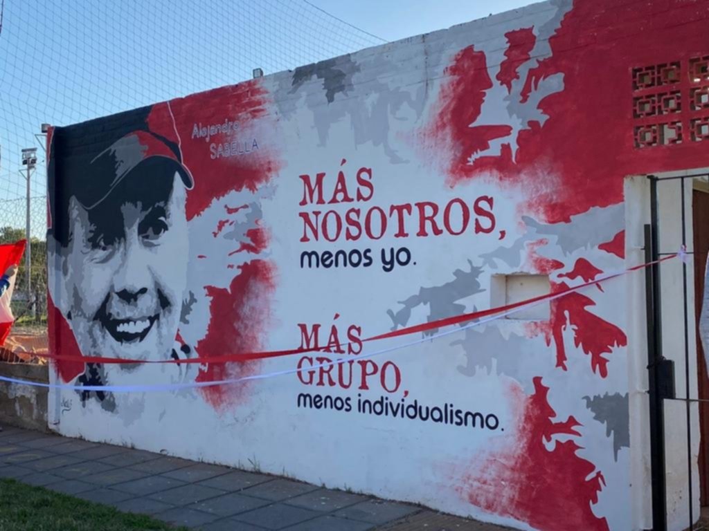 Alejandro Sabella, inmortalizado en un mural en Tandil