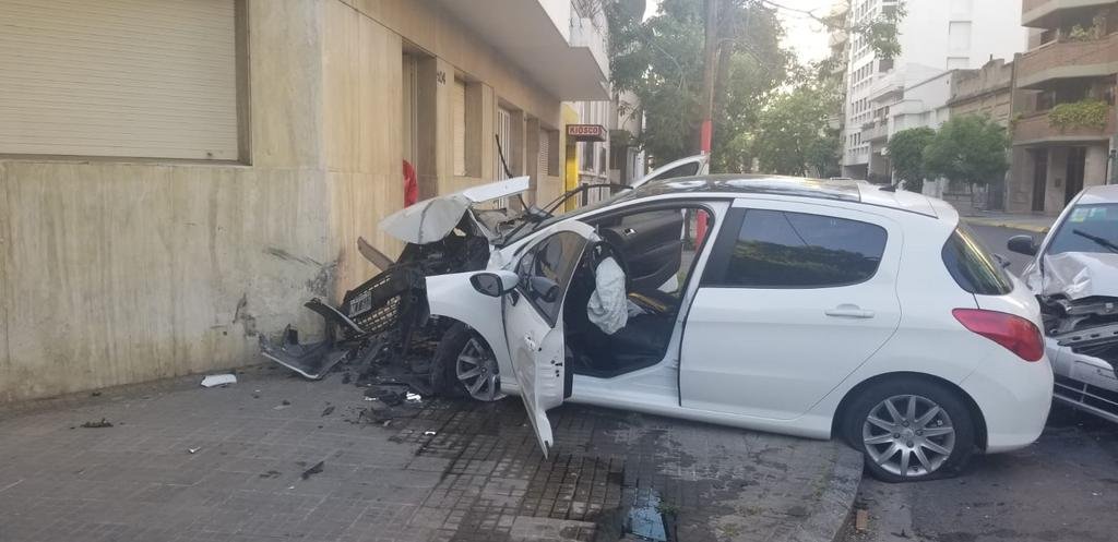 El tránsito en La Plata es un descontrol y no hay freno para los accidentes