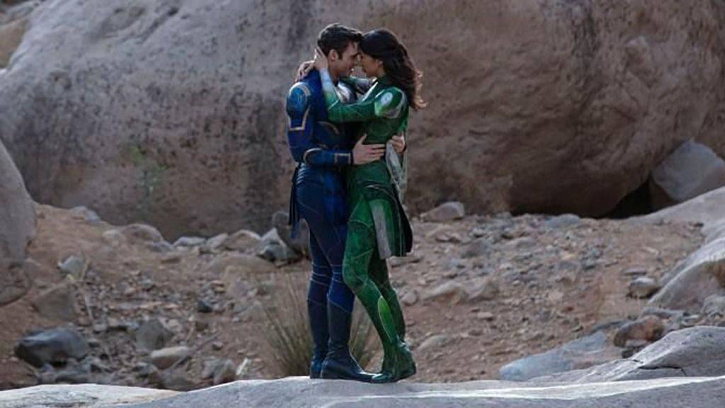 Sexo entre superhéroes: “Eternals” abrió el debate