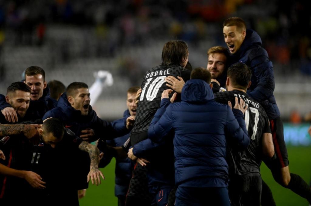 Serbia lo ganó en la última y CR7 jugará el Repechaje