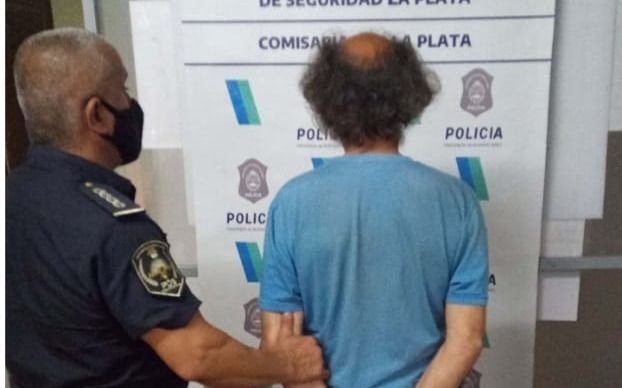 Cayó "El loco del fusil": amenazaba a los vecinos y tenía un arsenal en su casa de Parque Saavedra
