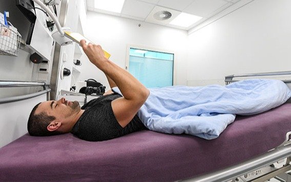La NASA busca candidatos para pasar 2 meses en la cama y pagará 12.500 dólares