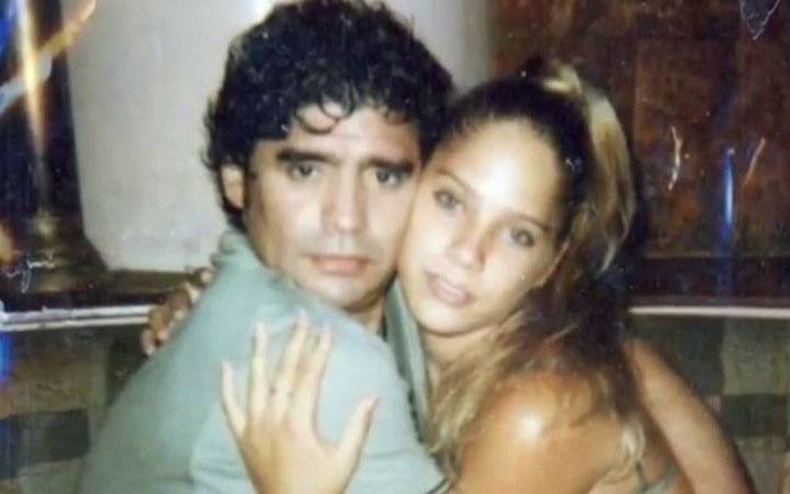 Mavys Álvarez declara en cámara Gesell por denuncia de trata contra allegados de Maradona