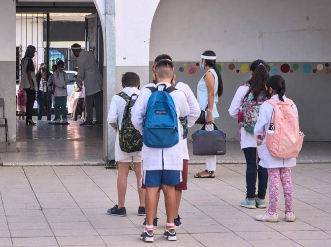 La Provincia sostiene el uso de barbijo en escuelas
