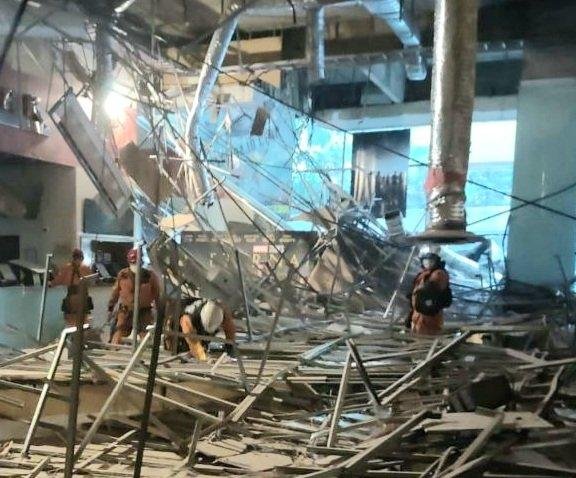Se derrumbó el techo en un cine de Palermo: sin heridos