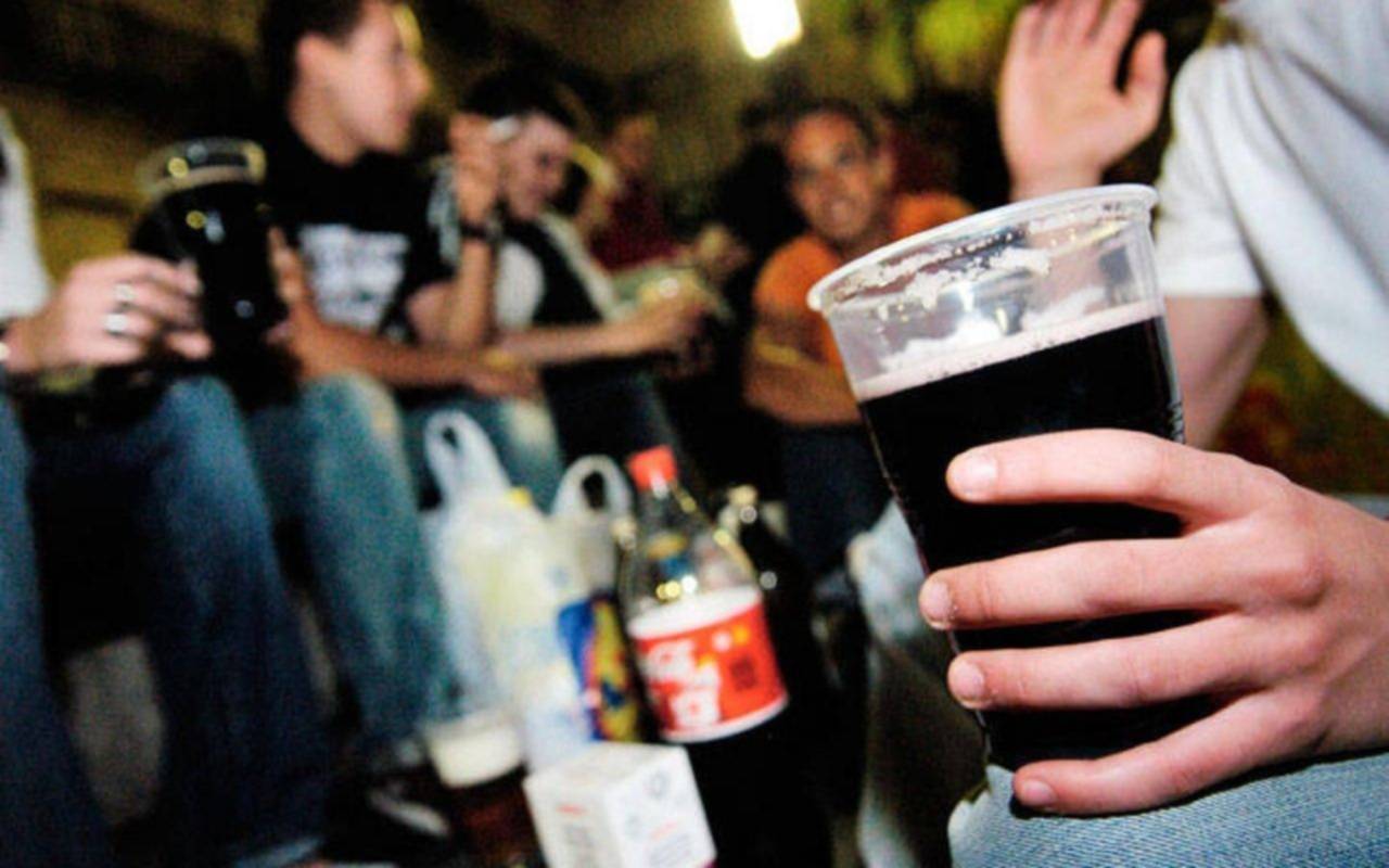 Presentan los resultados de un relevamiento sobre consumo de alcohol en estudiantes de la UNLP
