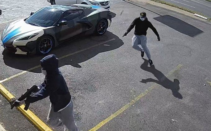 Asesinan a tiros a rapero estadounidense Young Dolph en una tienda de Memphis