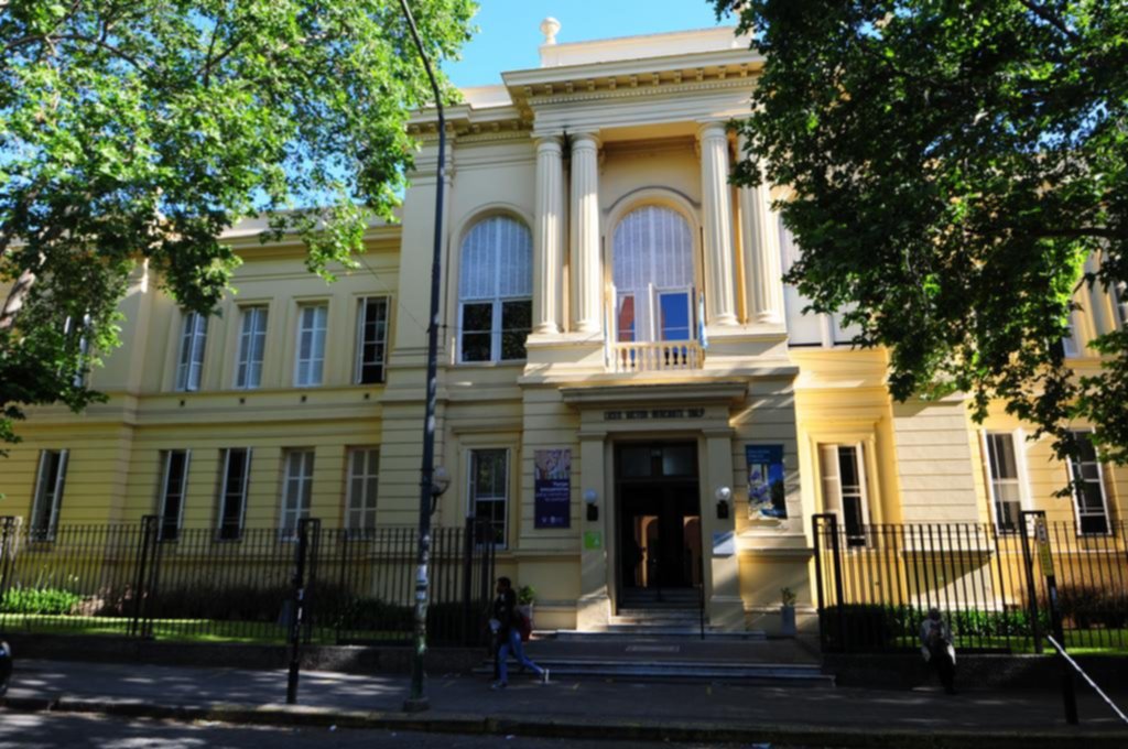 La emotiva historia del Liceo Víctor Mercante