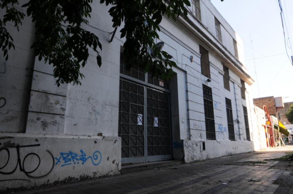La Escuela Nacional de Comercio y la necesidad de una ciudad pujante
