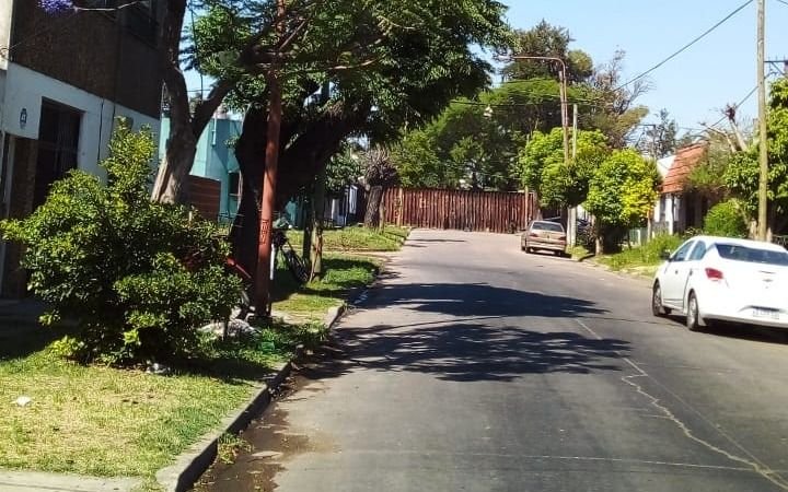 Reclamo por "baja y alta tensión" en un sector de Barrio Hipódromo
