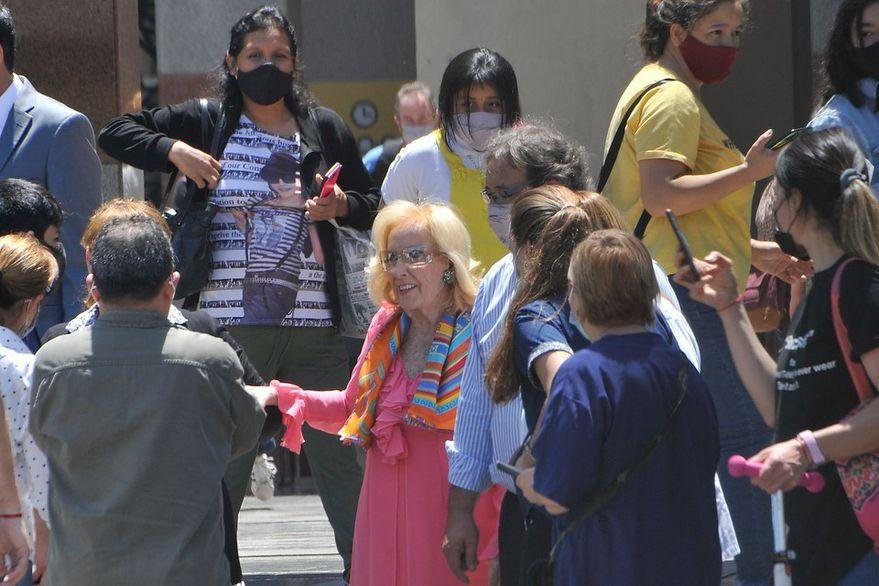 Mirtha, de muy buen humor, recibió la tercera dosis