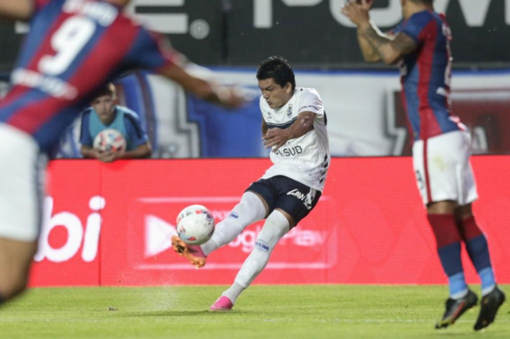 Los colombianos rechazaron la primera oferta por Carbonero