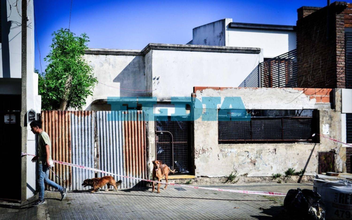 Empleado de Astilleros y 34 años: quien era el joven muerto de un escopetazo en 37 y 15