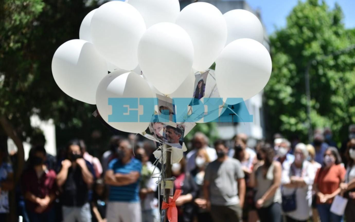 Emotivo homenaje a trabajadores de la salud de la Región que fallecieron en pandemia