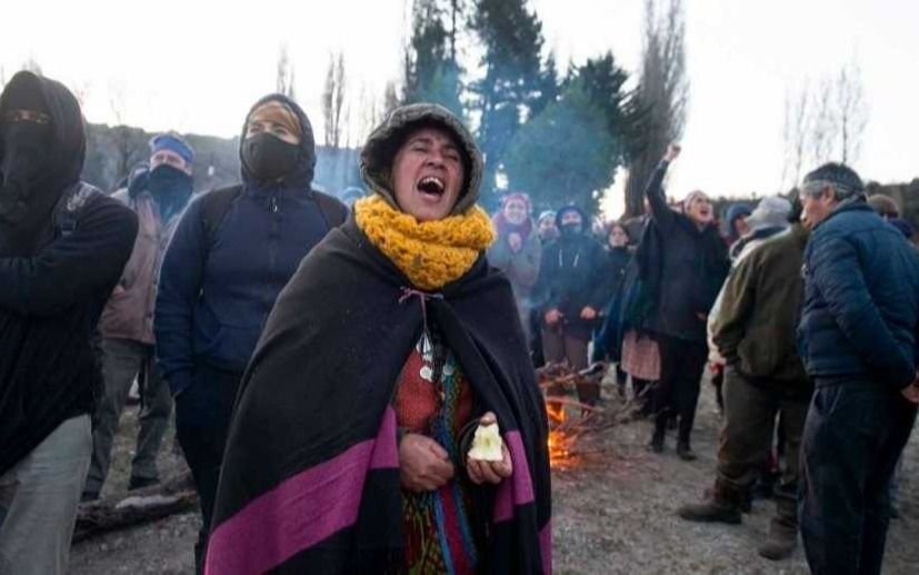 Conflicto mapuche: un muerto y un herido de bala en Río Negro