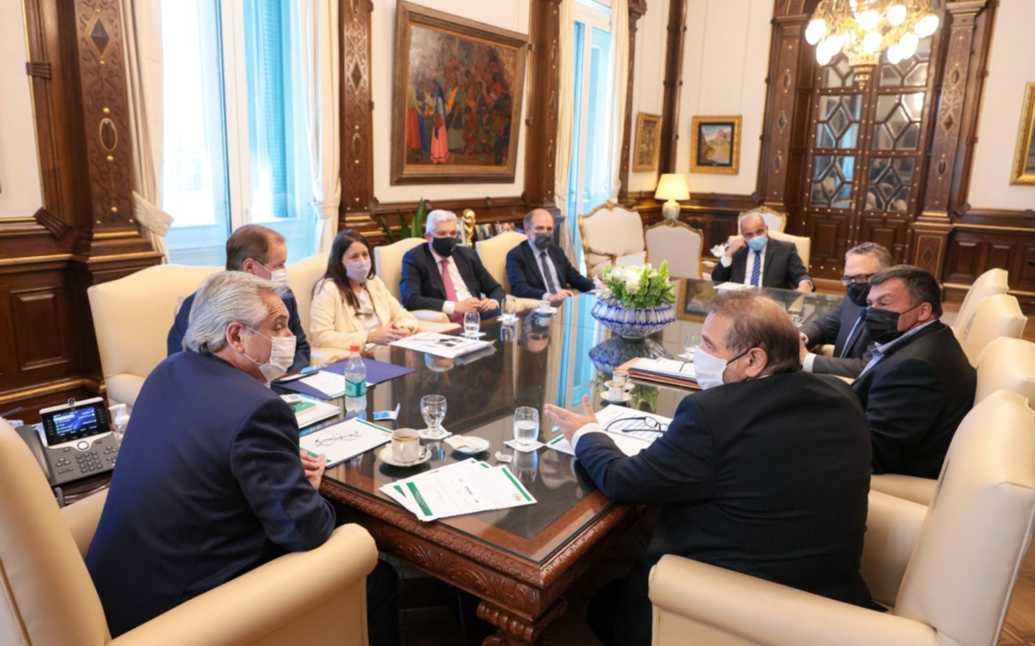Fernández recibió a directivos de Soychú, el frigorífico devastado por el incendio