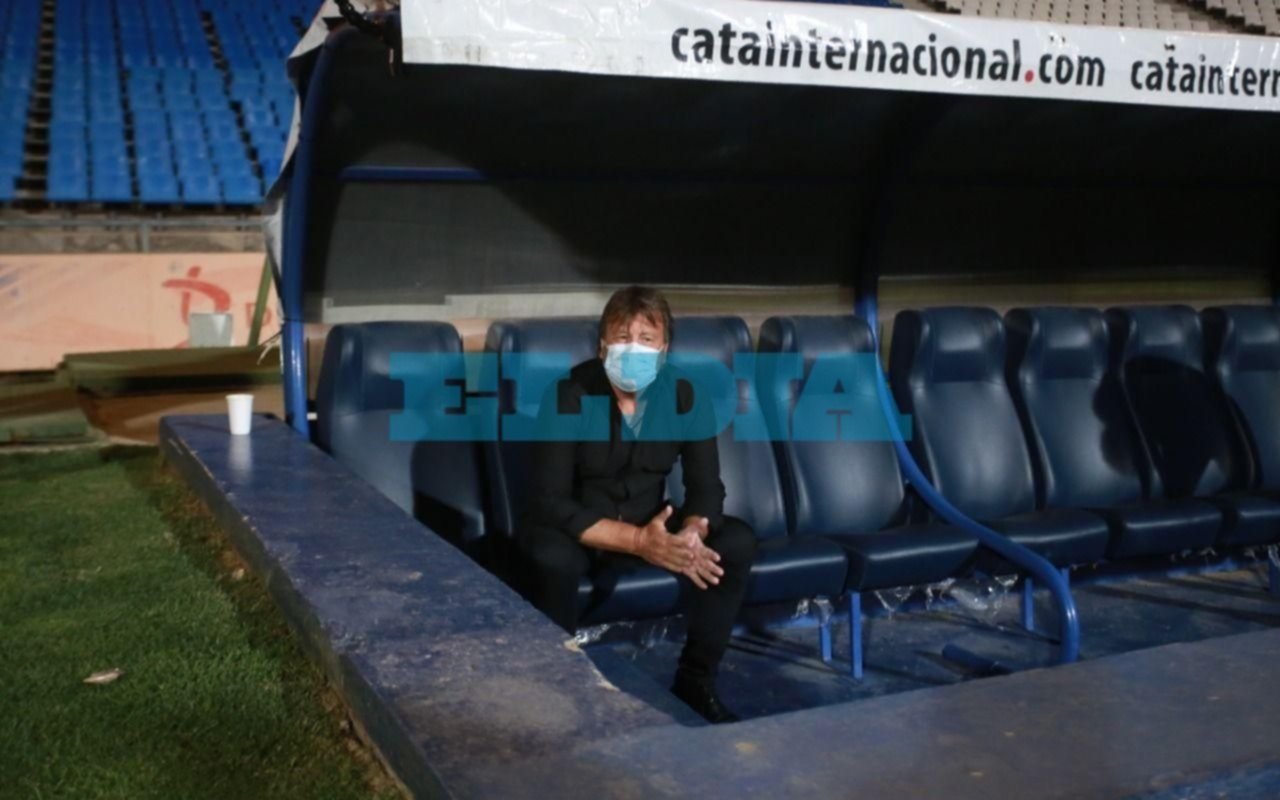 Zielinski, tras el triunfo: "Tratamos de mirar a corto plazo, ya pensaremos en Gimnasia"