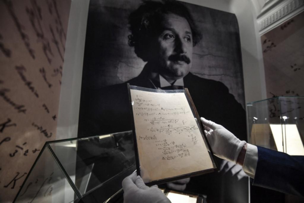 Subasta récord: por un manuscrito de Einstein