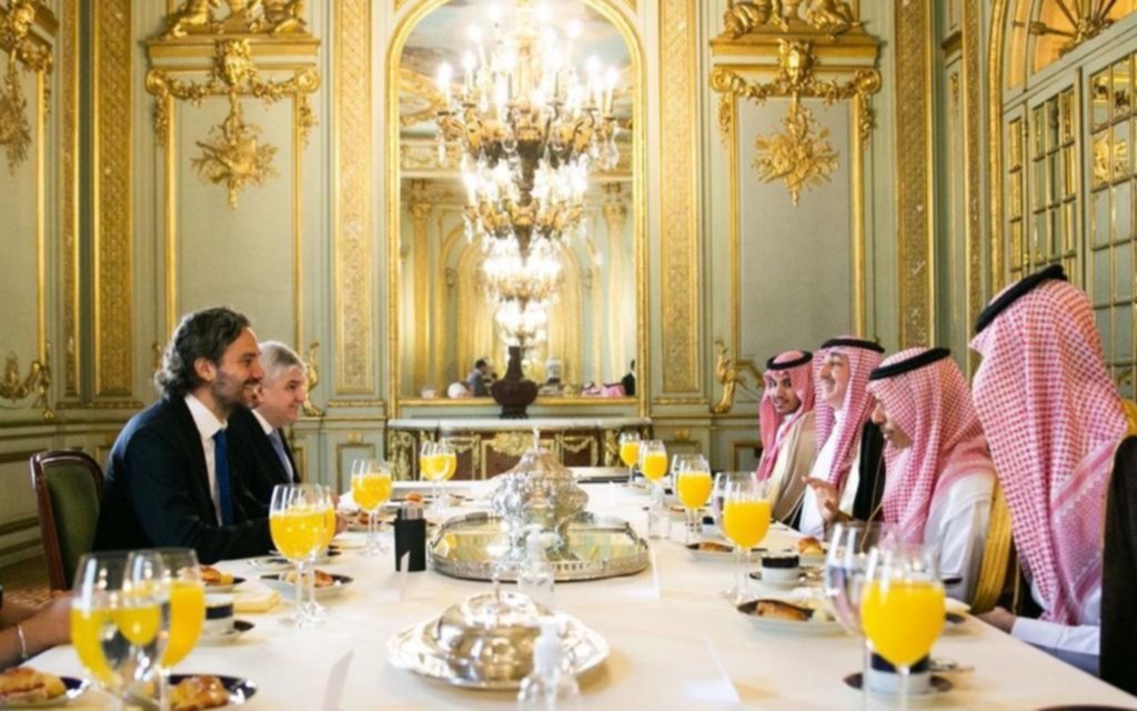 Cafiero se reunió con el canciller de Arabia Saudita para promover la apertura de mercados