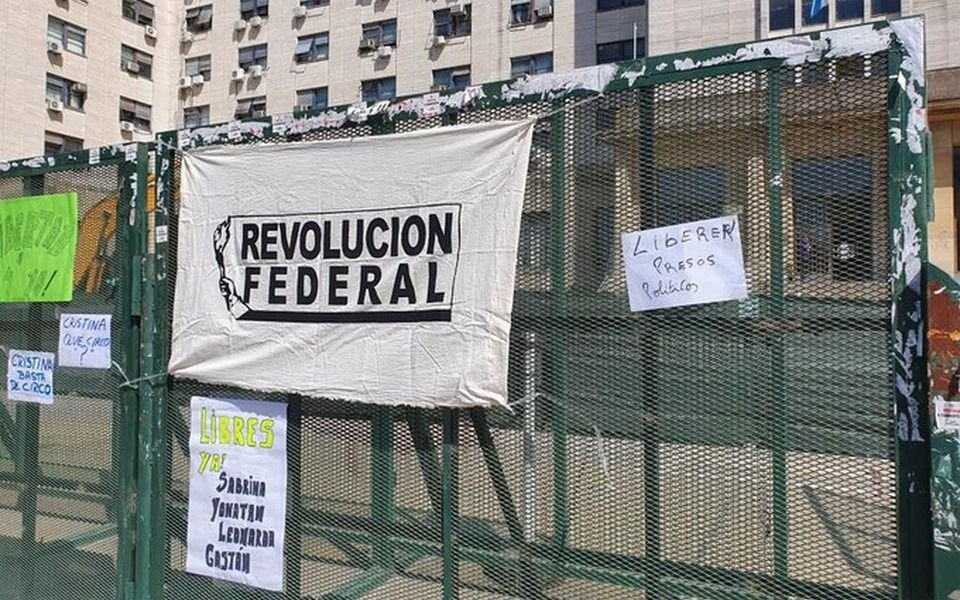Atentado a Cristina Kirchner: la Justicia ordenó liberar los integrantes de Revolución Federal