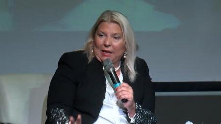 Carrió mete presión con candidatura en 2023