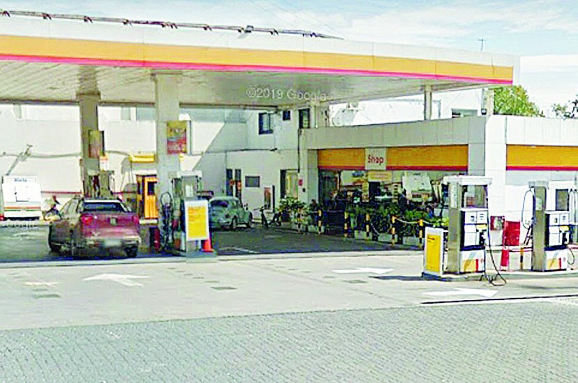 Con el tanque lleno, asaltó a un playero en Ringuelet