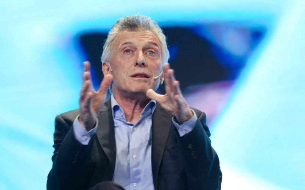 La furia de Bullrich: Macri habló de "cosas que pasan" y Carrió de "chicas de cabaret"