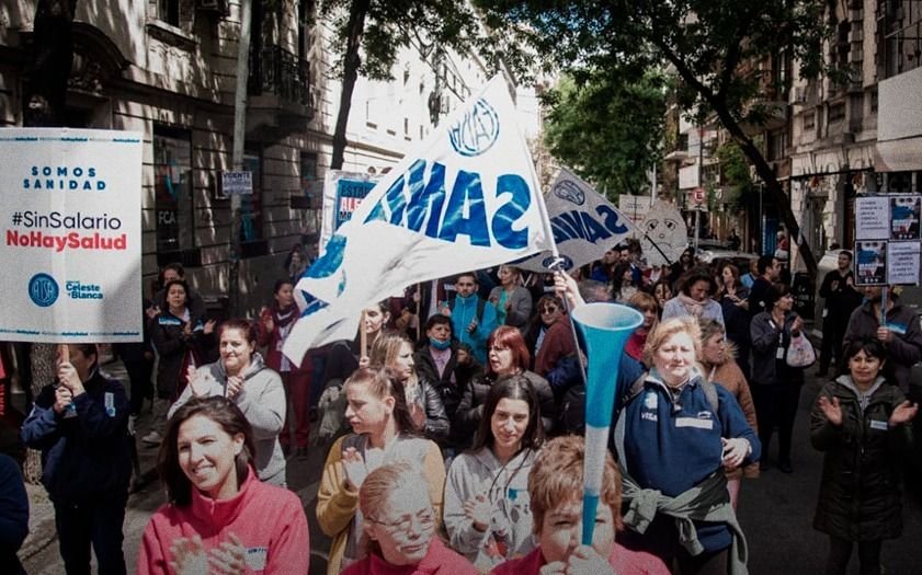 Hubo acuerdo salarial con trabajadores de clínicas platenses: de cuánto será el aumento