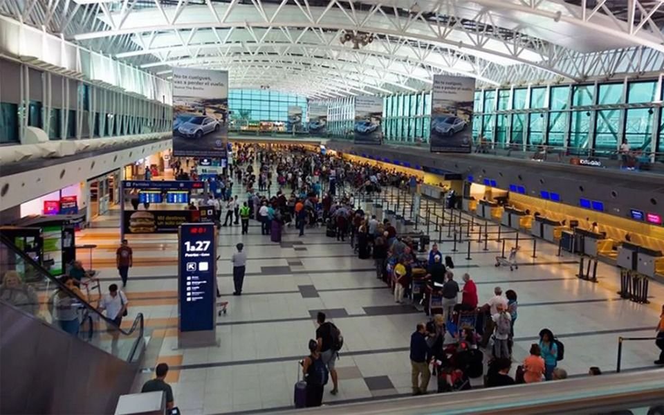 Dólar: les reconocerán un tipo de cambio más alto a los turistas que gasten en Argentina