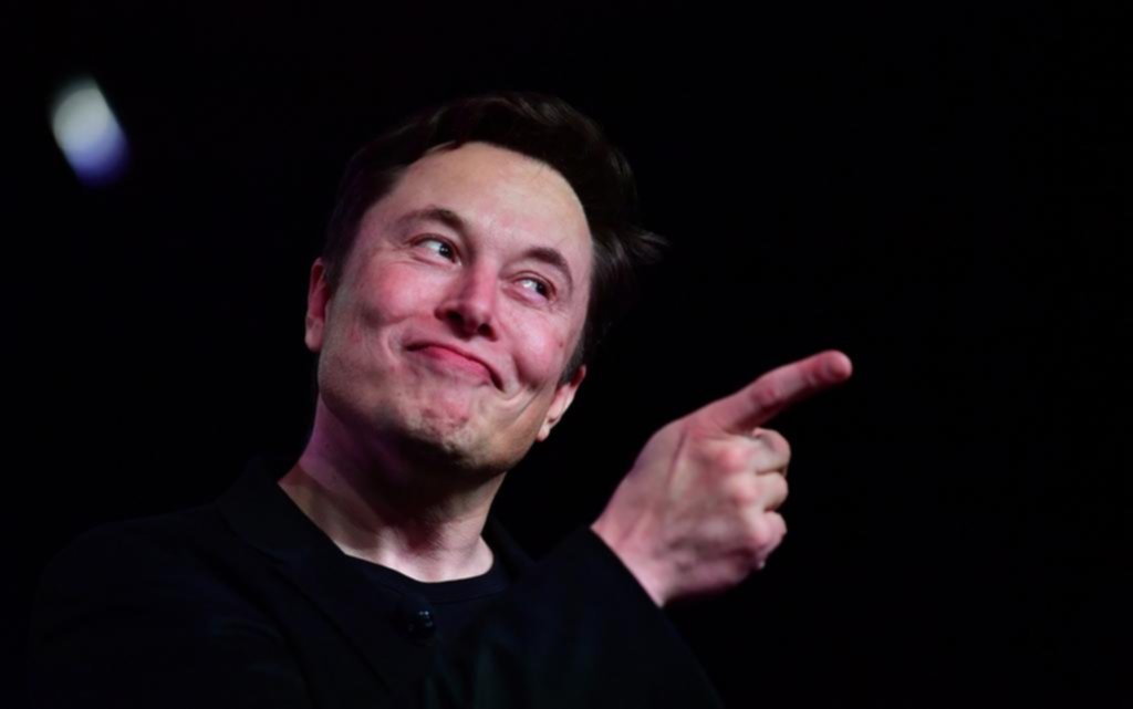 Musk deja en el “freezer” a los vetados por Twitter
