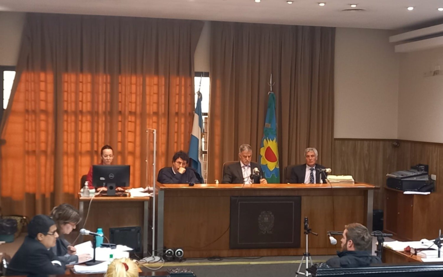 Tres condenados por homicidio de un hombre