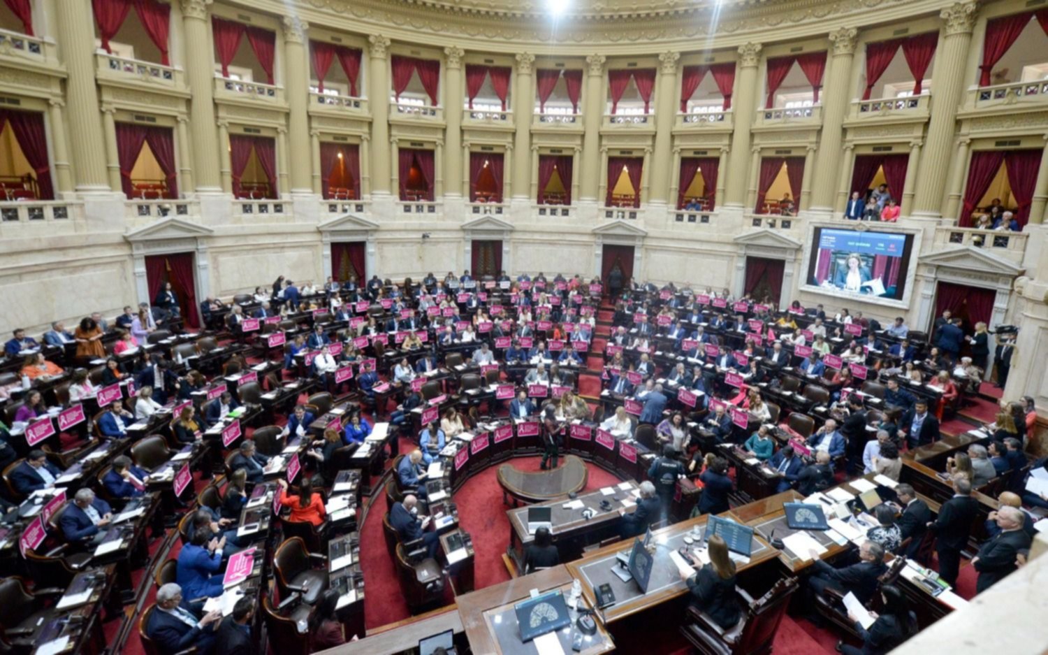 El kirchnerismo quiere elevar al doble el piso del Impuesto a las Ganancias