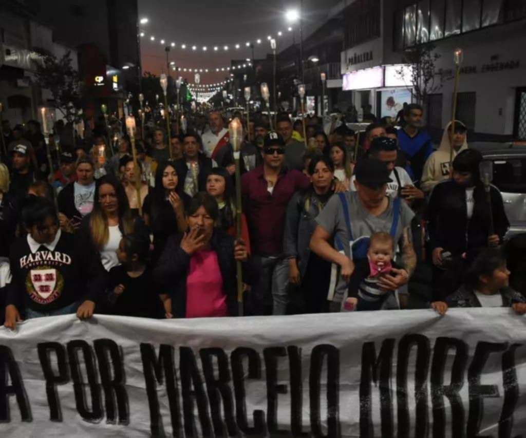 Movilización en Ensenada en reclamo de justicia por un hombre que perdió un ojo