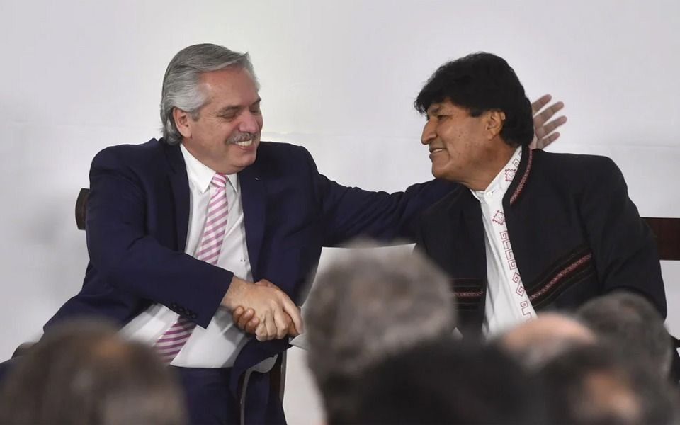 Alberto: "La adversidad es la derecha, que un día le pone la pistola en la cabeza a Cristina"