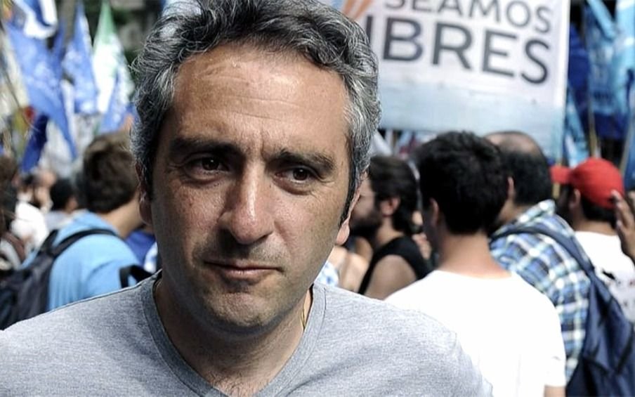 Larroque: "No sé si Cristina quiere ser candidata"